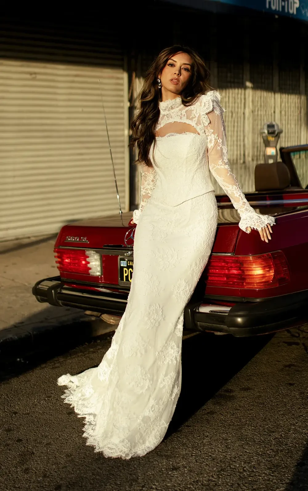 Essense of Australia Style D4158 Romantic Strapless - Ballgown wedding dress with textured organza and pockets