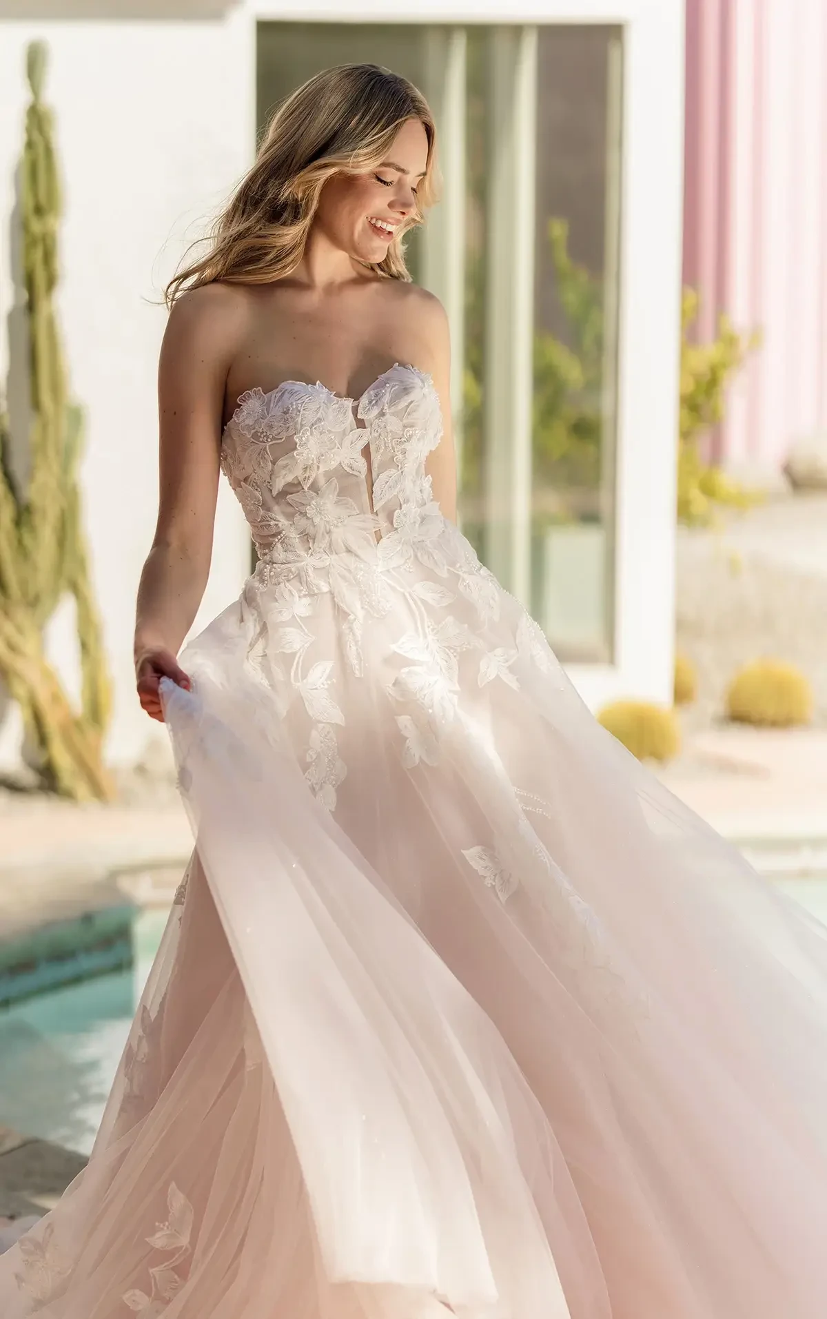 Finding Your Perfect Stella York Wedding Dress: Why Personalized Bridal Service Matters. Desktop Image