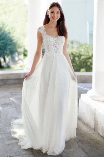 Adore by Justin Alexander #11131 #0 default Ivory thumbnail