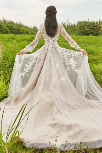 Martin Thornburg #221203 #2 Ivory/Champagne thumbnail