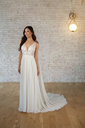 Stella York #7609 #2 (IV-PL) Ivory Gown w Porcelain Tulle Plunge thumbnail