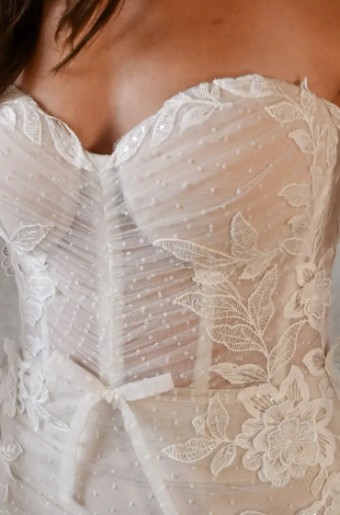 All Who Wander #ESTELE #5 default (IV-RUM) Ivory Lace and Tulle over Rum Gown thumbnail