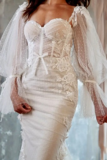 All Who Wander #ESTELE #2 (IV-RUM) Ivory Lace and Tulle over Rum Gown thumbnail