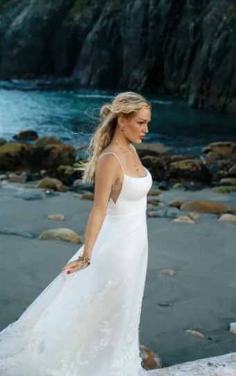 All Who Wander #Story #0 default (IV-PL) Ivory Gown w Porcelain Tulle Side Plunge thumbnail