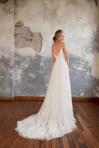 All Who Wander #Story #2 default (IV-PL) Ivory Gown w Porcelain Tulle Side Plunge thumbnail