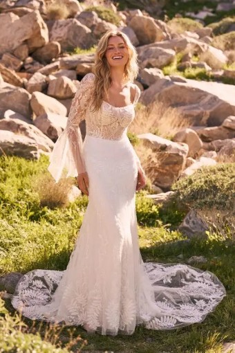 Lillian West #66307 #0 default Sand/Ivy/Latte thumbnail