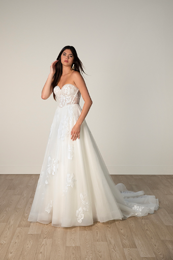Stella York #7975 #4 (IV-IV) Ivory Lace Tulle & Royal Organza over Ivory Gown thumbnail