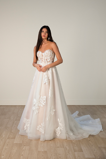 Stella York #7975 #6 (IV-IV) Ivory Lace Tulle & Royal Organza over Ivory Gown thumbnail