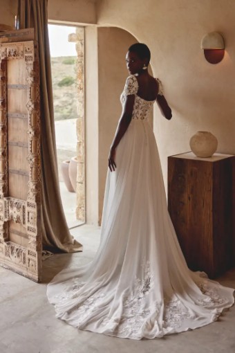 Lillian West #66356 #3 default Ivory/Ivory/Latte thumbnail