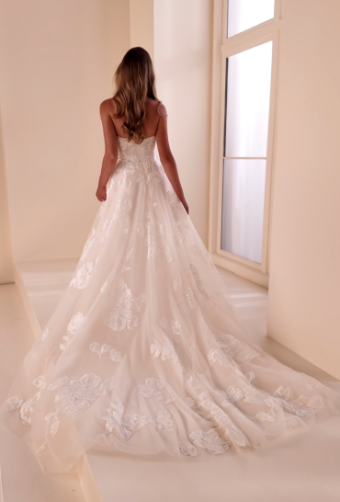 Enchanting by Mon Cheri #E603 #5 Sand/Ivory thumbnail