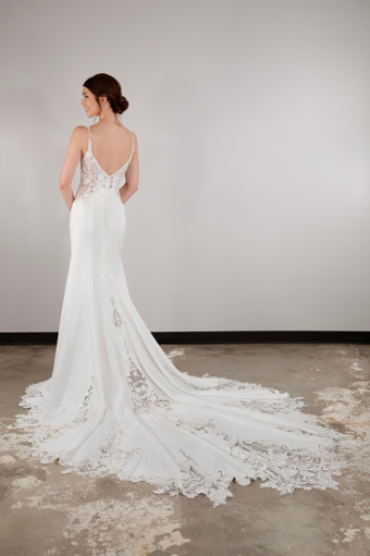 Essense of Australia #D3930 #1 (IV-PL) Ivory Gown w Porcelain Tulle Plunge thumbnail