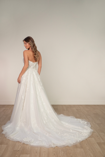 Stella York #SY8166 #1 (IVBC-PL) IVORY LACE & TULLE OVER BISCOTTI GWN W PORCELAIN TULLE PLUNGE thumbnail