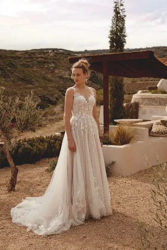 Lillian West #66374 #0 default Nude/Iv/Latte thumbnail