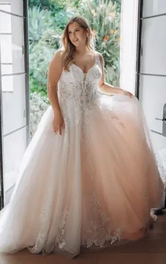 Stella York #SY8314 #0 default (IV-BC) Ivory Lace and Tulle over Biscotti Gown thumbnail