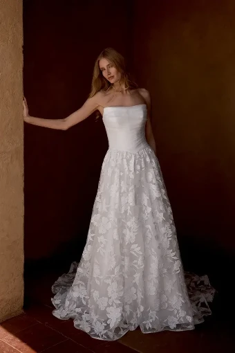 Lillian West #66481 #0 default Ivory thumbnail